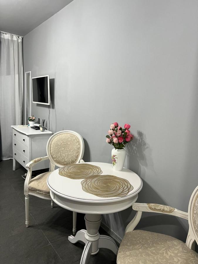 Kenzia Prive Apartman Bukarest Kültér fotó